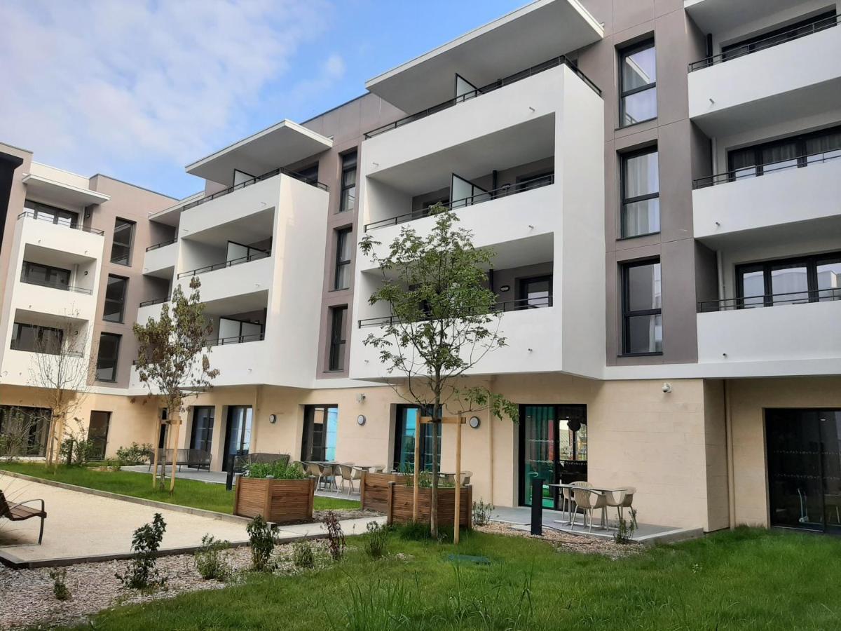 Domitys L'Opaline Aparthotel Villenave-d'Ornon Bagian luar foto
